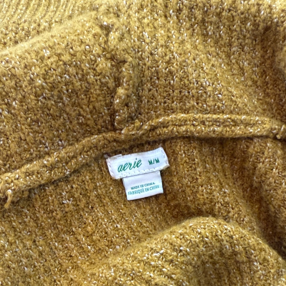 Aerie Waffle Knit Hoodie in Mustard Yellow Size Medium - Picture 4 of 7